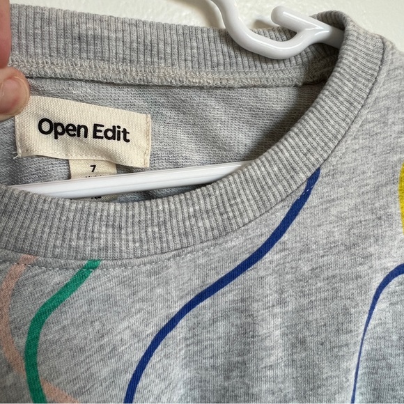 Open Edit Sweatshirt - Picture 2 of 3